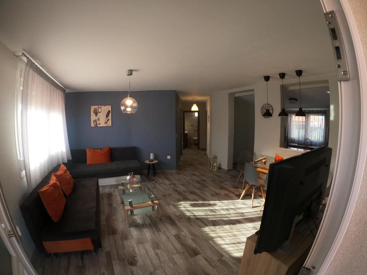 Private Modern Apartment Nea Roda Dış mekan fotoğraf